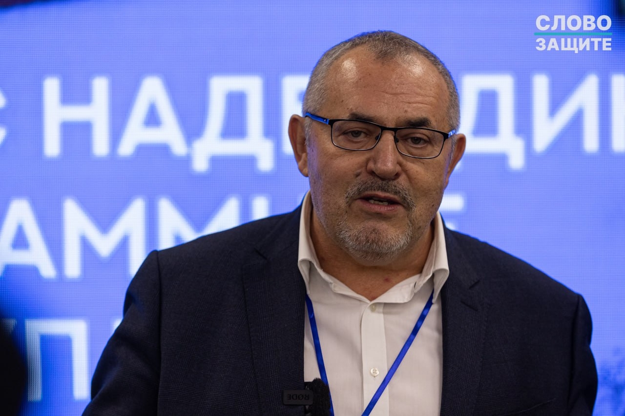 Обложка статьи После суток ожидания комментария Надеждина о лишении гражданства Кисиева политик все же отреагировал на ситуацию