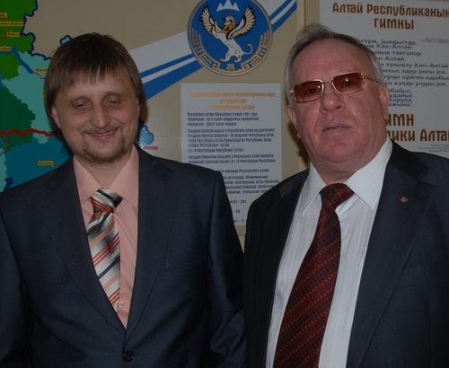 Сергей Михайлов и Александр Бердников
gorno-altaisk.info