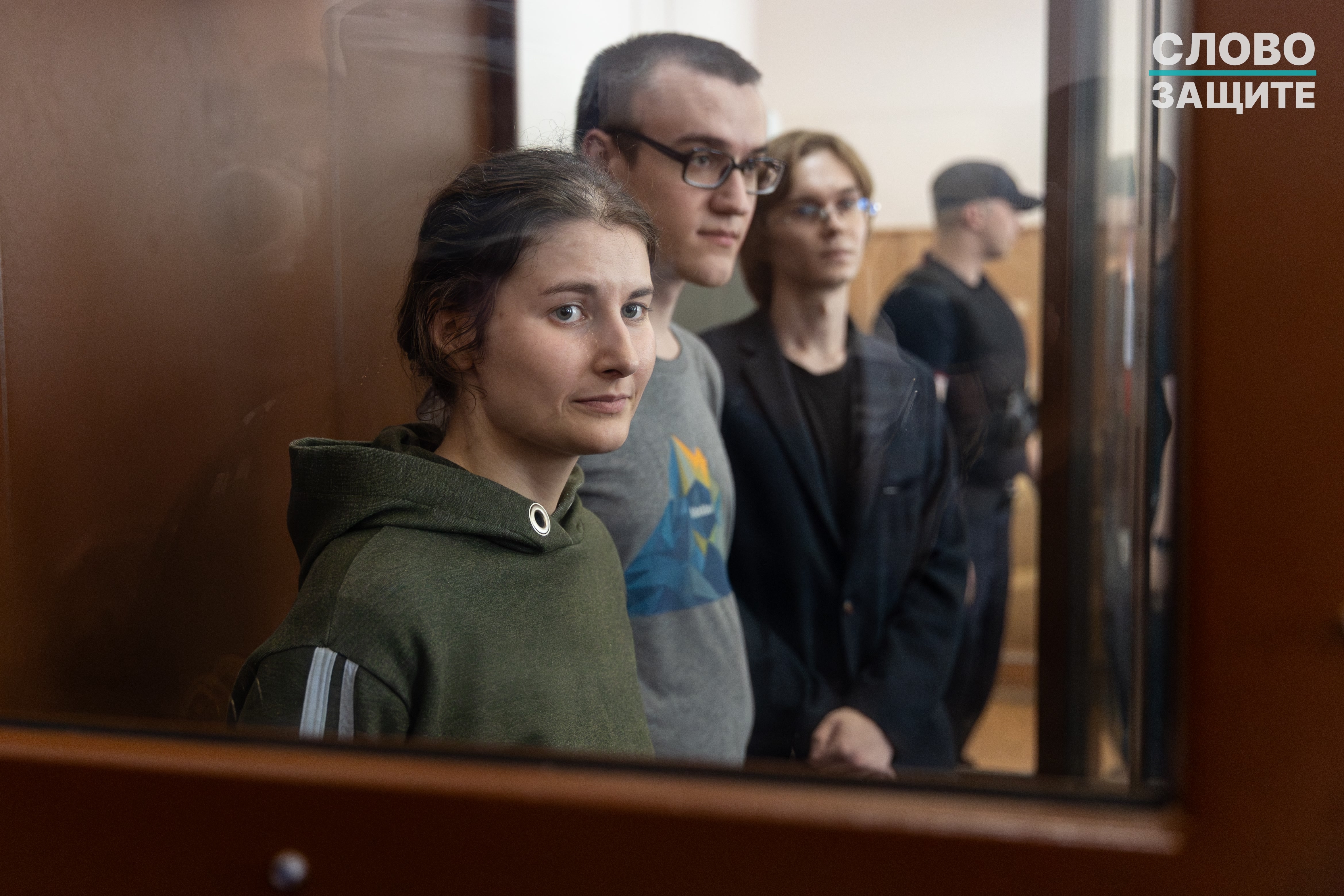Анна Архипова, Павел Синельников, Валентин Хорошенин в суде, август 2023
Фото предоставлено редакции