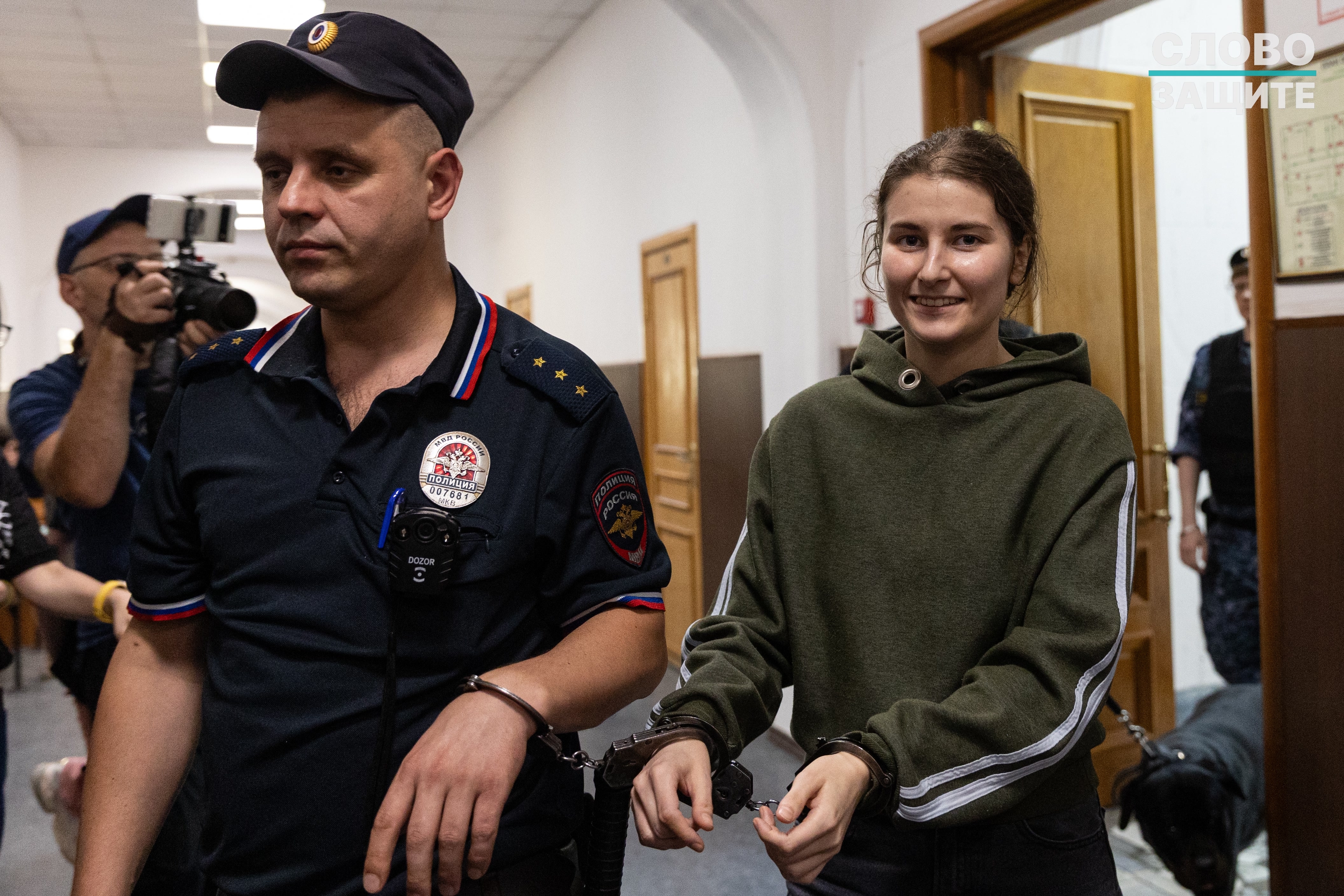 Обложка статьи «Следствие просто сказало «виновны все и во всём», а прокуратура утвердила». История Анны Архиповой, обвиняемой по делу «Весны»