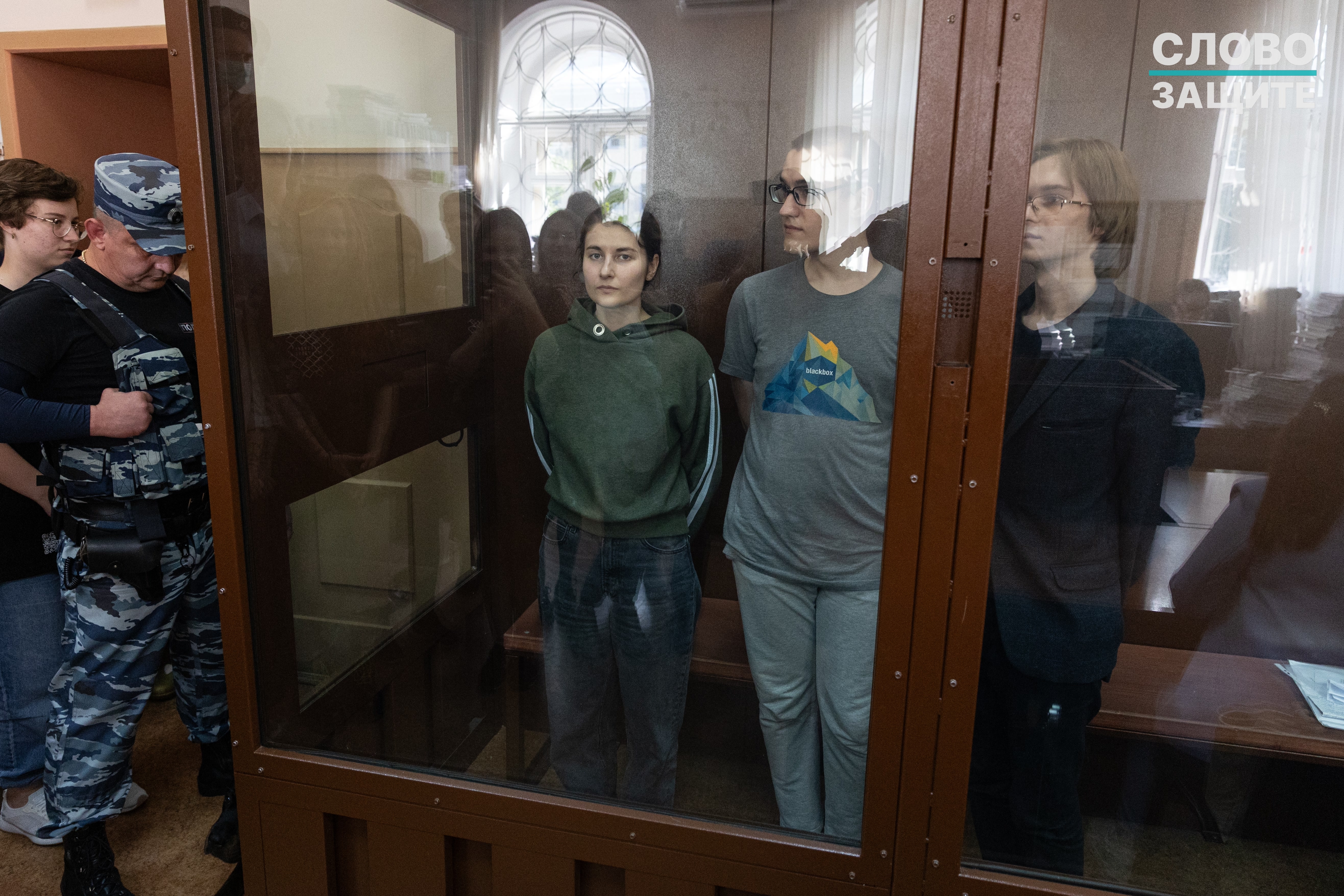 Анна Архипова, Павел Синельников, Валентин Хорошенин в суде, август 2023
Фото предоставлено редакции