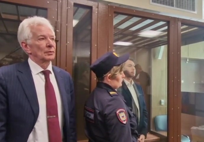 Обложка статьи Правозащитники требуют отменить приговор Григорию Мельконьянцу