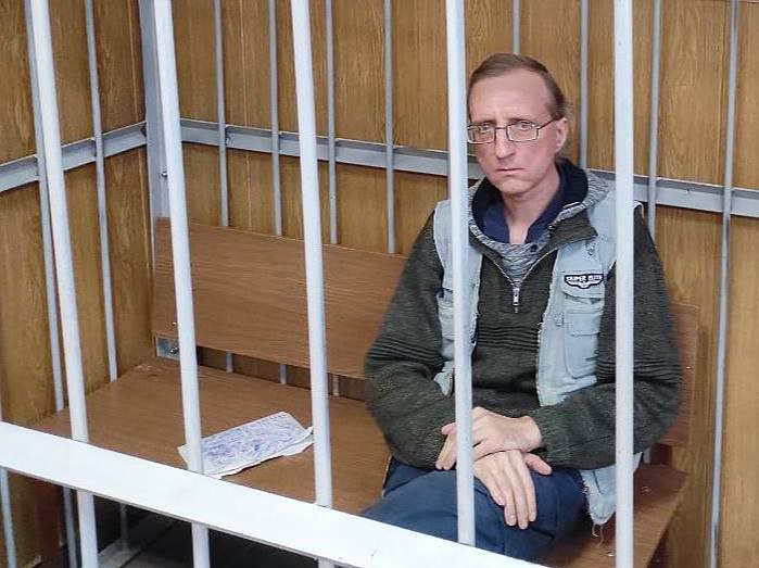 Обложка статьи «Я надеюсь, что этот печальный маятник когда-нибудь остановится»